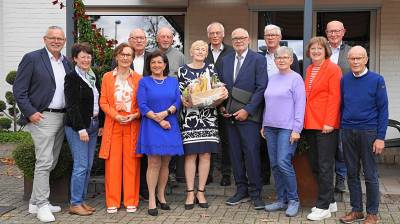 v. links: Dirk L&uuml;bbe, Barbara Willenbrink, Lydia Eilhoff, Hans Georg Niesel, Brigitte Kunze, Josef M&uuml;ller, Silvia Boye, Hans Hoymann, Rainer Hajek, Reinhard Lahrmann, Waltraud Boving, Christa Lamping, Gisbert D&ouml;dtmann, Franz-Josef Schumacher.